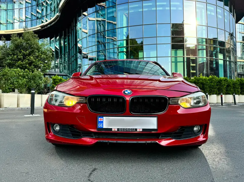 BMW 328i