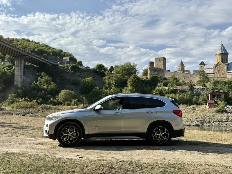 BMW X1 4×4 (Тбилиси)