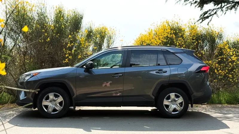 Toyota RAV4 4×4 2021 (ед. 1)